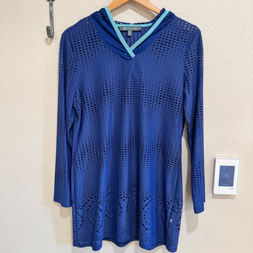 Title Nine Laser Cut Tunic Dress  Swim Coverup M
